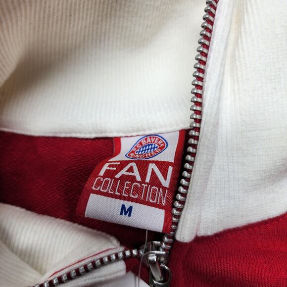 BNWT FC Bayern Originals Full-Zip Track Jacket Top Red Size Men's Medium Euro - Picture 5 of 8